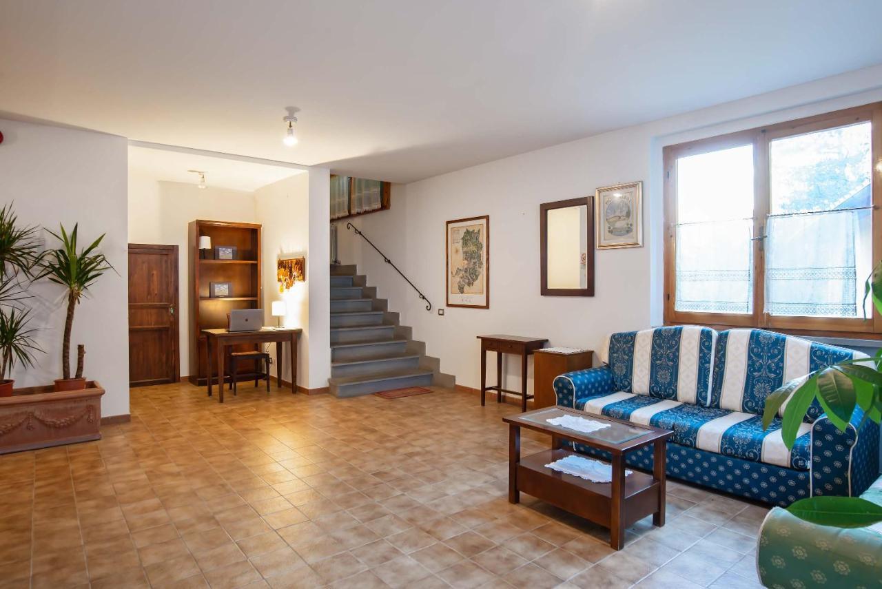 ホテル Residenza Di Campagna Montelleri ヴィッキオ エクステリア 写真